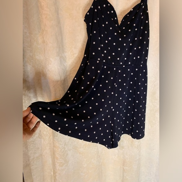 AEROPOSTALE Polka Dot Romper - Picture 5 of 10